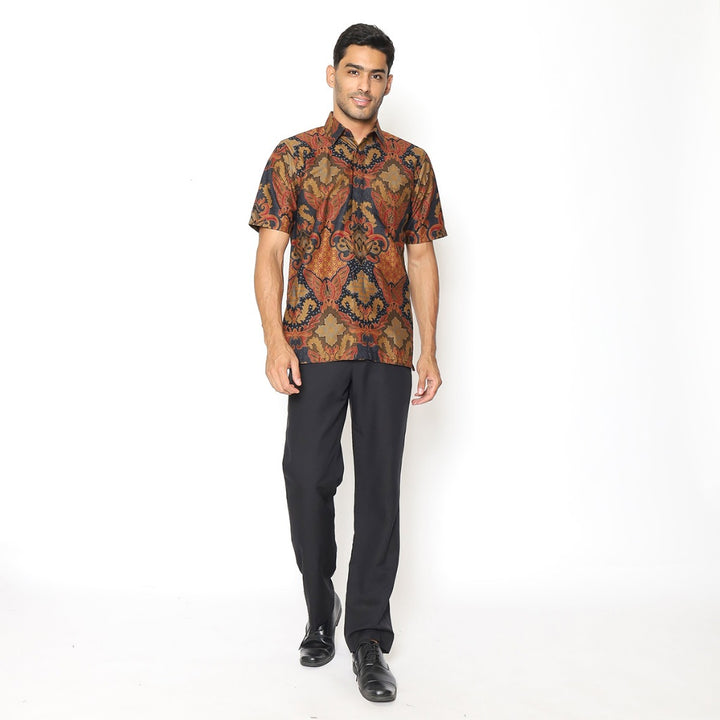 Hadinata Batik Premium Kemeja Batik Pria Lengan Pendek Karna Kalyani