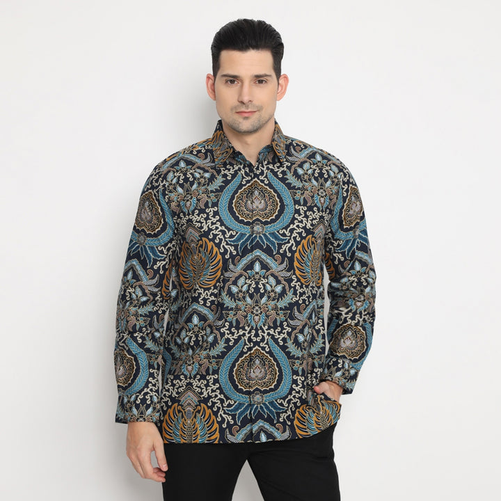 Hadinata Batik Premium Kemeja Batik Pria Lengan Panjang Furing Manoj Malika