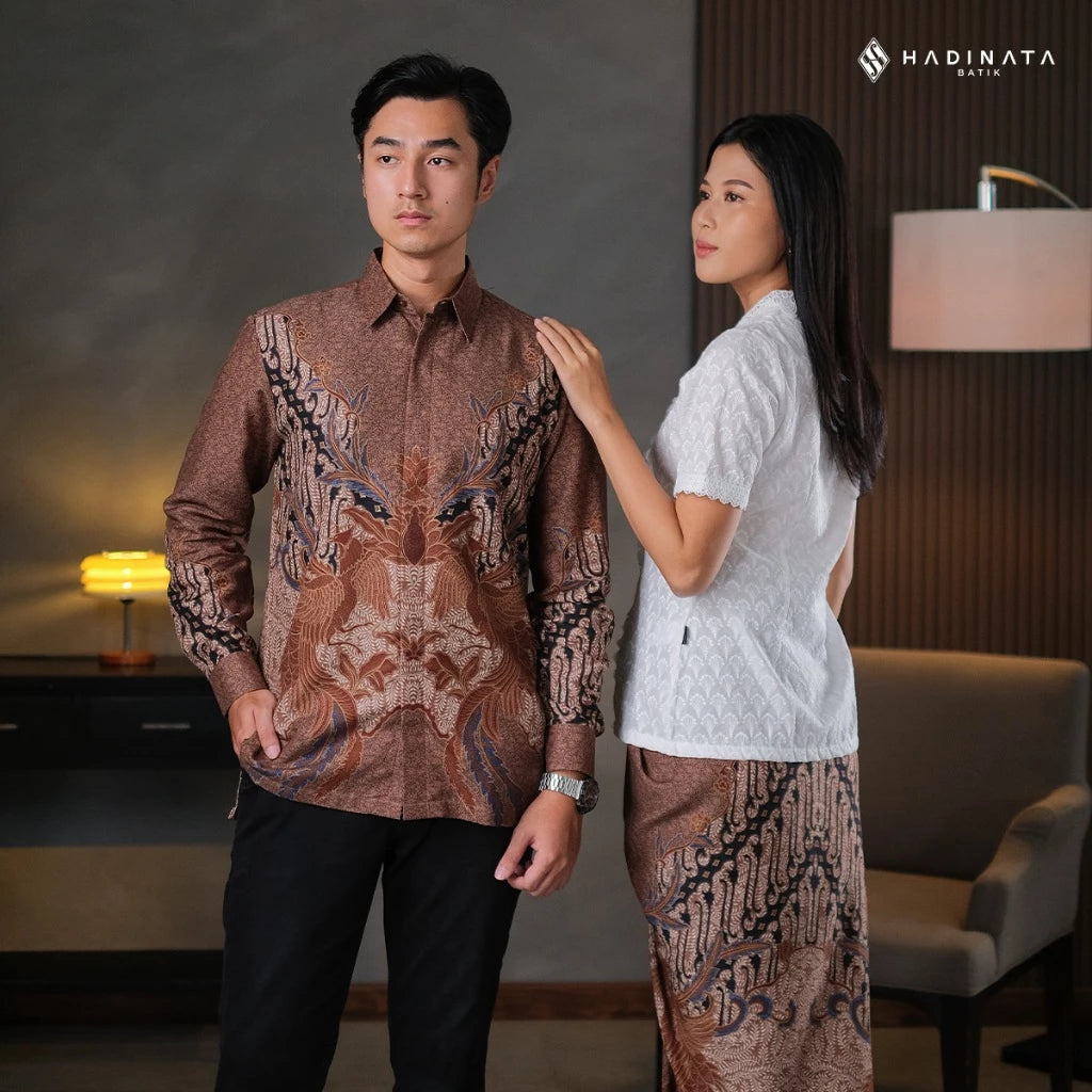 Hadinata Batik Sarimbit Set Batik Couple Gulzar Brown- Kemeja Panjang Dobby Furing & Rok Lilit