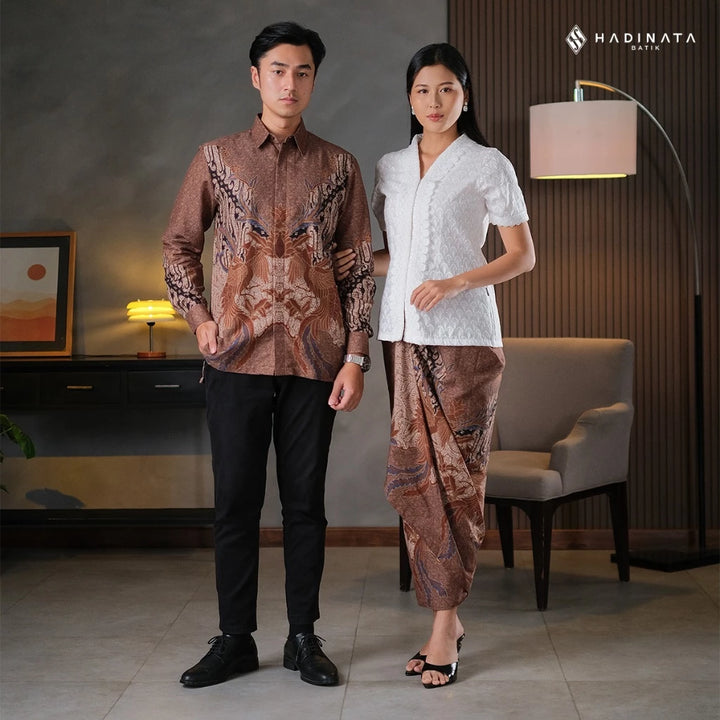 Hadinata Batik Sarimbit Set Batik Couple Gulzar Brown- Kemeja Panjang Dobby Furing & Rok Lilit