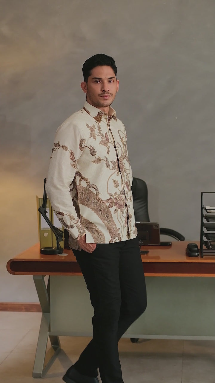 Kemeja Batik Signature Lengan Panjang - Laras Lungo Cream