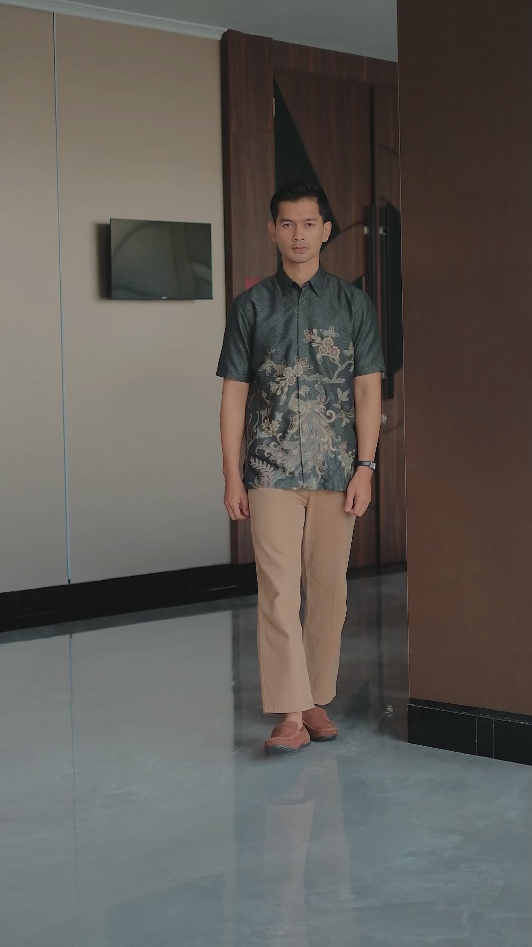 Hadinata Batik Premium Kemeja Batik Pria Lengan Pendek Furing Dobby Luruh Laras Green