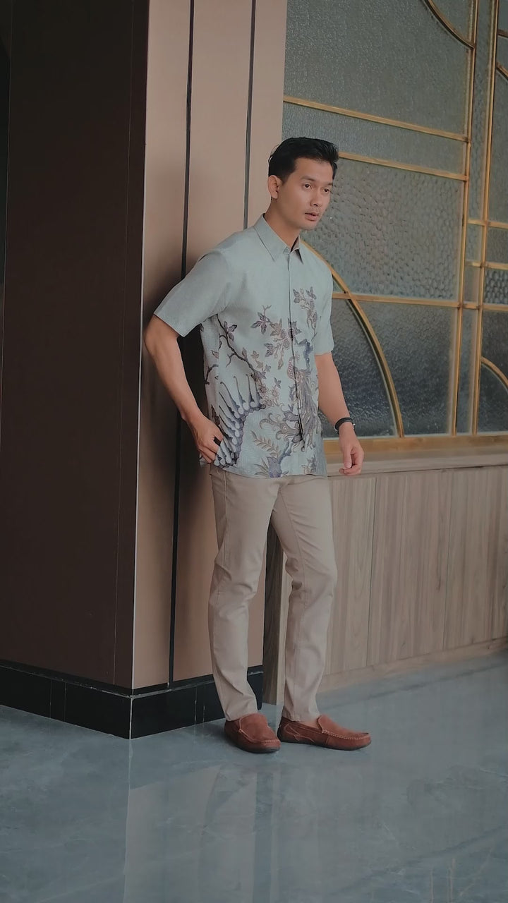 Hadinata Batik Premium Kemeja Batik Pria Lengan Pendek Furing Dobby Luruh Laras Grey