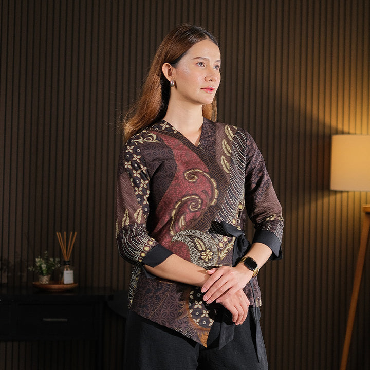 Hadinata Batik Premium Blouse Batik Wanita Lengan Panjang Superfine Deswan Maroon