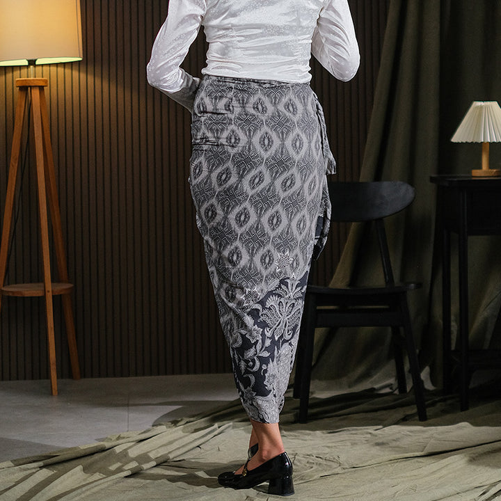 Hadinata Batik Wanita Rok Lilit Dobby Vardhana Black
