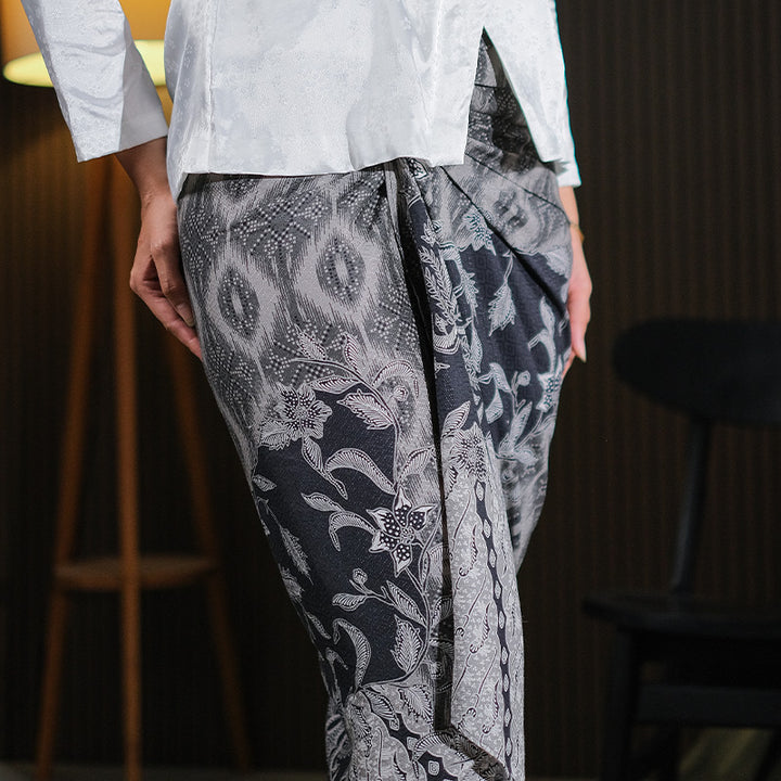 Hadinata Batik Wanita Rok Lilit Dobby Vardhana Black