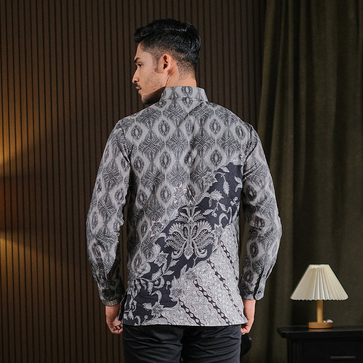 Hadinata Batik Premium Kemeja Batik Pria Lengan Panjang Dobby Furing Vardhana Black