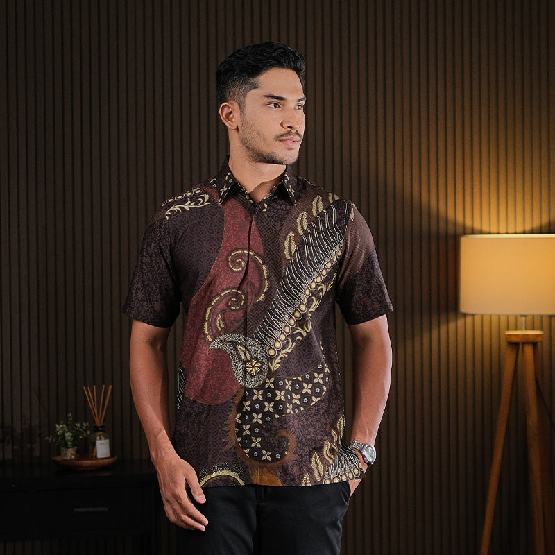 Hadinata Batik Premium Kemeja Batik Pria Lengan Pendek Superfine Deswan Maroon