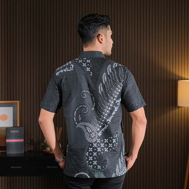 Hadinata Batik Premium Kemeja Batik Pria Lengan Pendek Superfine Deswan Black